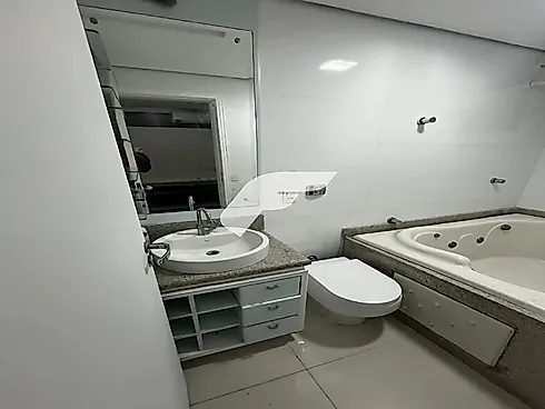 Apartamento em Kobrasol, São José