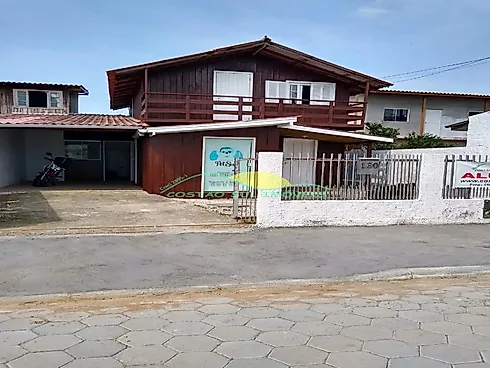 Casa em Alto Ribeirão, Florianópolis