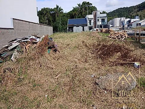 Terreno Meio de  Quadra com 200,00 m² no Loteamento Lisboa 3  São José - SC