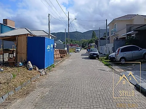 Terreno em Forquilhas, São José