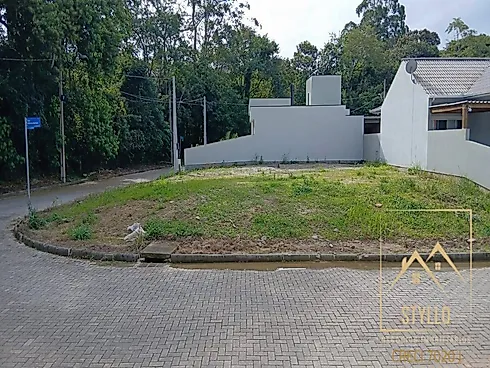 Terreno em Forquilhas, São José