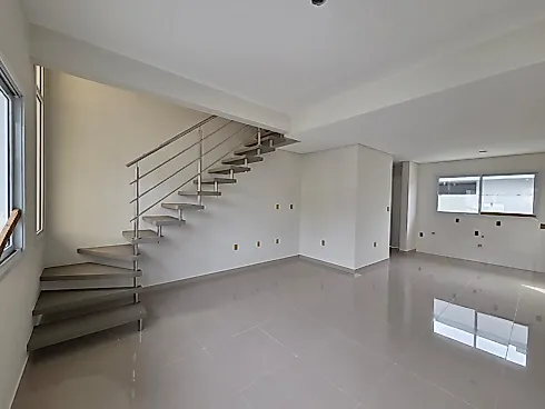 Sobrado geminado em Bela Vista, Palhoça