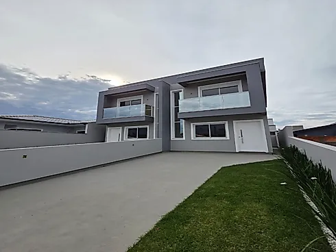 Sobrado geminado em Bela Vista, Palhoça