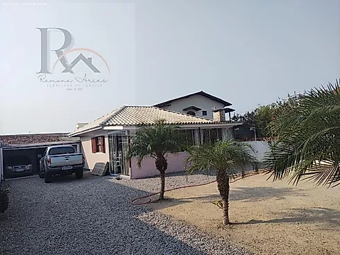 Casa para Venda em Palhoça, Praia do Sonho (Ens Brito), 2 Dormitórios, 1 Banheiro, 5 Vagas