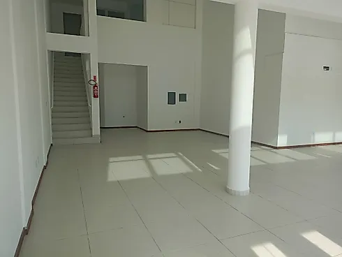 Loja térrea em Madri, Palhoça