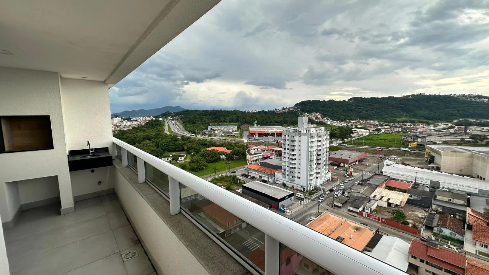 Apartamento em Kobrasol, São José