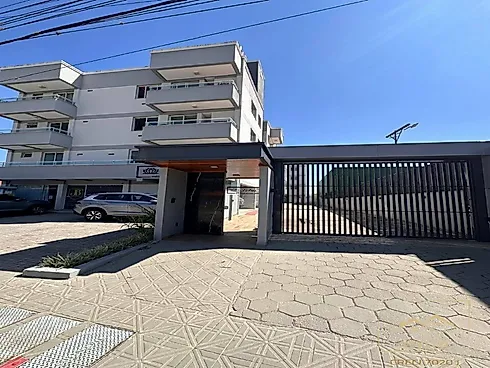 Apartamento em Sertão Do Maruim, São José