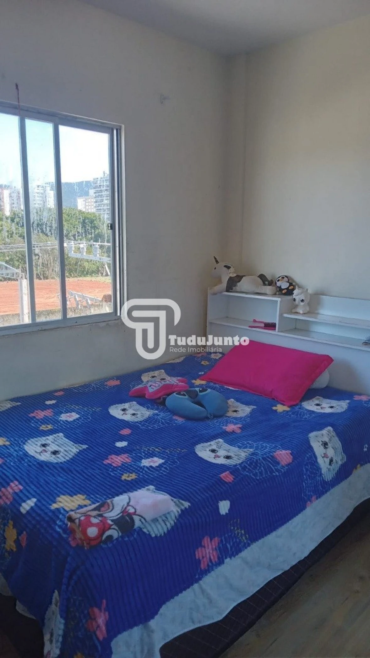 Apartamento em Caminho Novo, Palhoça