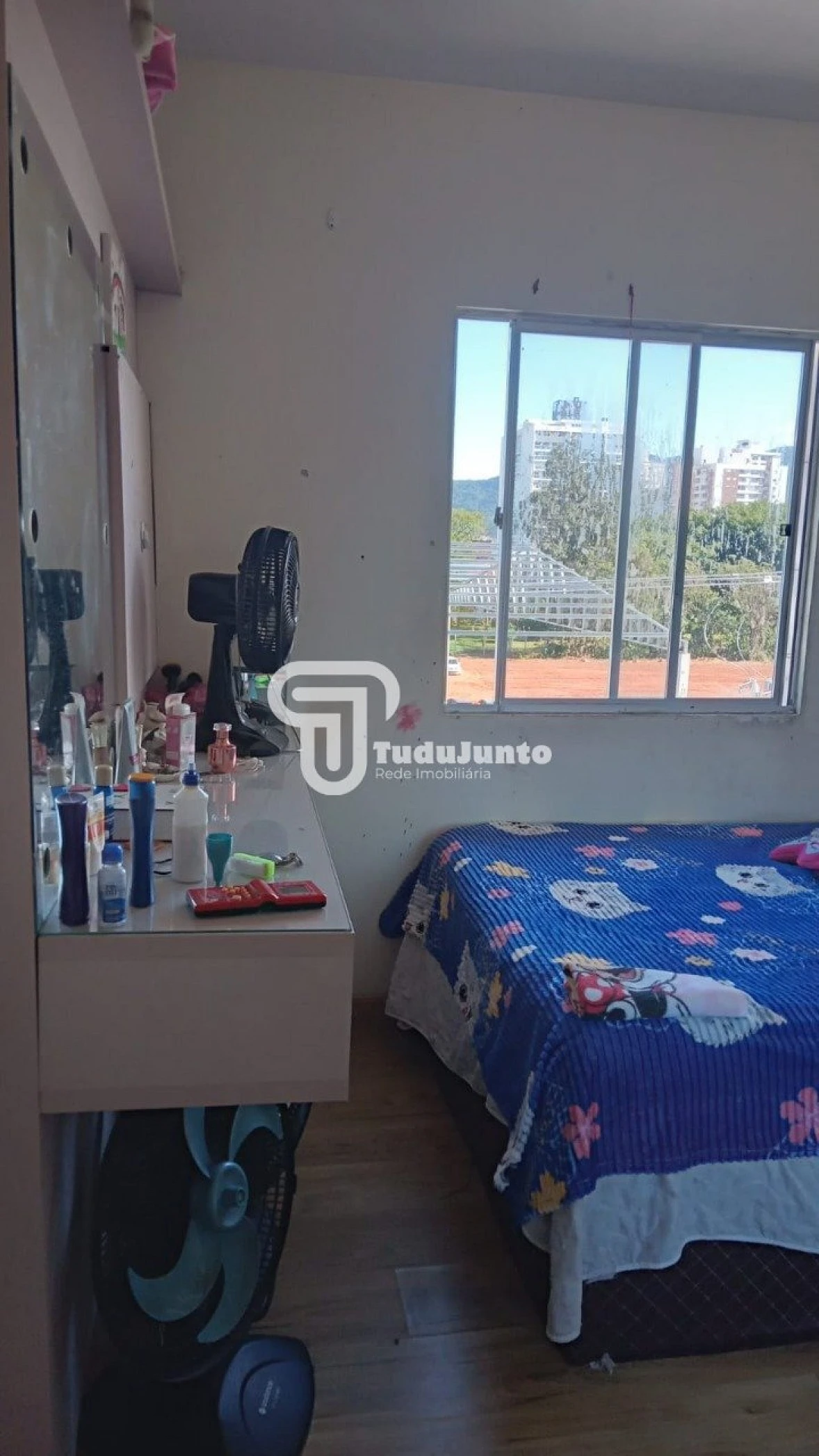 Apartamento em Caminho Novo, Palhoça