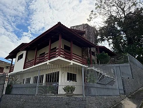 Casa em Ponta de Baixo, São José