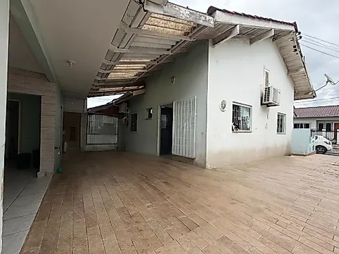 Casa em Madri, Palhoça