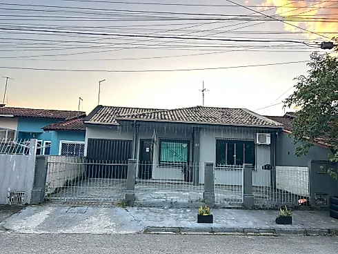 Casa em Madri, Palhoça