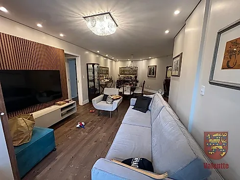 Seu Novo Lar no Coração de Floripa: 3 Dormitórios Amplos, Conforto e Praticidade a Poucos Passos do Centro - Apartamento em Centro, Florianópolis - Foto 3