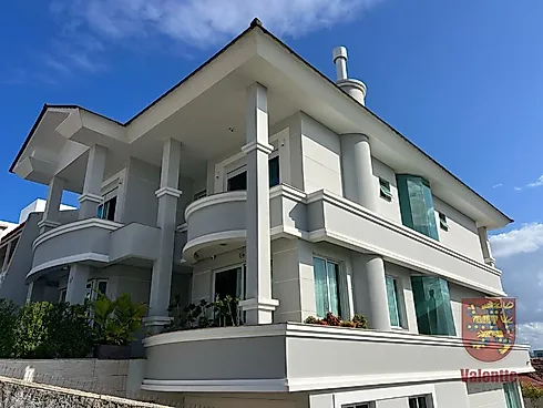 Mansão dos Sonhos em Itaguaçu: 4 Suítes, 7 Vagas de Garagem, Puro Luxo Esperando por Você! - Casa em Itaguaçu, Florianópolis - Foto 2