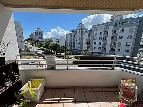 Imóvel com uma das Melhores Áreas Internas da Região em Capoeiras: 3 Dormitórios e 2 Vagas de Garagem! - Apartamento em Capoeiras, Florianópolis - Foto 4