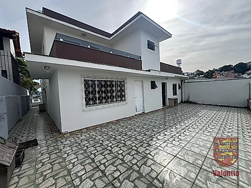 Espaço de Sobra, Lazer Completo na Abb e a Brisa de Coqueiros. Sua Nova Vida por R$ 1.350.000.&Quot;  * &Quot;Quatro Dormitórios, 50m² de Ár - Casa em Coqueiros, Florianópolis - Foto 2