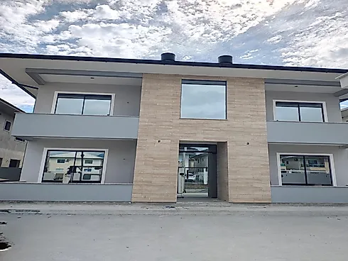 Apartamento 2 Quartos com 1 Suíte e 60m² - Nova Palhoça