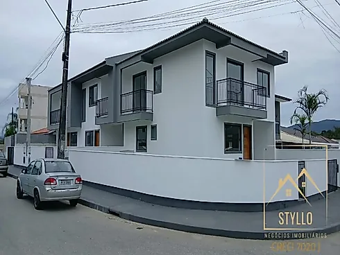 Excelente Sobrado 120,00M² Localizado Loteamento Caminho das Flores Potecas