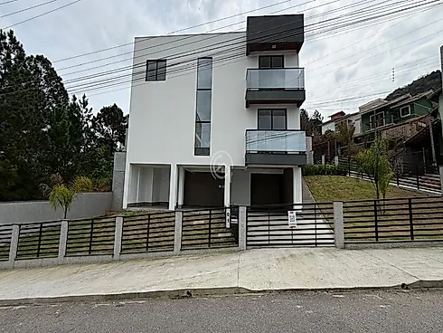 Casa de Esquina e Unifamiliar com Salas Comerciais I Forquilhas I São José/SC