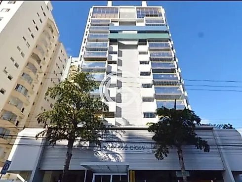 Apartamento Amplo Semi-Mobiliado no Coração de Campinas, São José/ SC