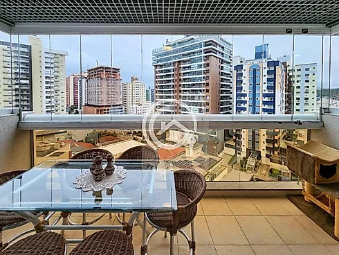 Apartamento Amplo Semi-Mobiliado no Coração de Campinas, São José/ SC - Foto 4