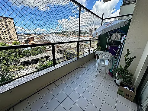 Apartamento com 2 Quartos e 1 Banheiro à Venda, 61 m² - Foto 8