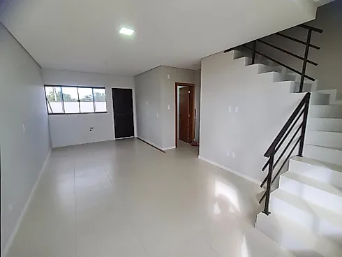 Sobrado em Barra do Aririú, Palhoça