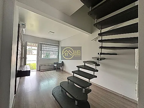 Sobrado com 3 Quartos e 2 Banheiros à Venda, 110 m² - Foto 4