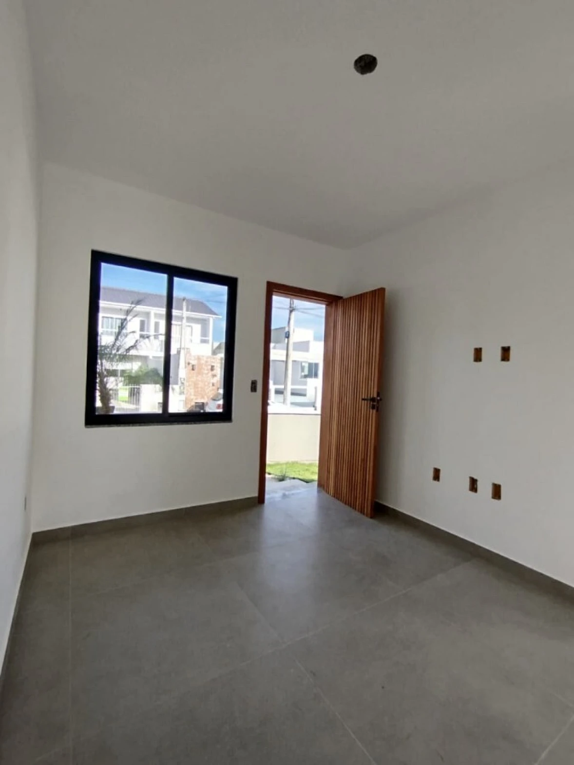 Sobrado geminado em Bela Vista, Palhoça