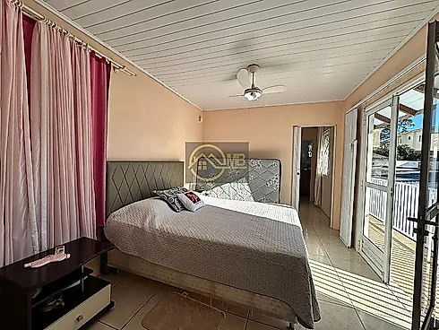 Casa com Piscina a Venda 150 Metros, Barreiros São José. - Foto 13