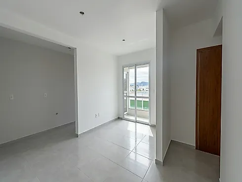Apartamento 2 Dorm sendo uma Suíte C/ Sacada e Churrasc, Sertão do Maruim - Apartamento em Sertão do Maruim, São José - Foto 2