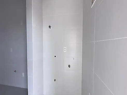 Apartamento 2 Dorm sendo uma Suíte C/ Sacada e Churrasc, Sertão do Maruim - Apartamento em Sertão do Maruim, São José - Foto 4