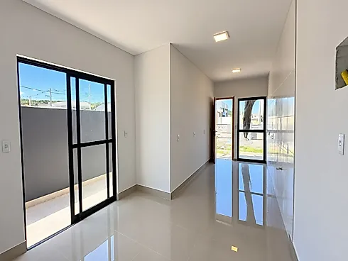 Casa Geminada com 2 Dormitórios (sendo uma Suíte) São José/SC - Casa geminada em Forquilhas Leste, São José - Foto 4