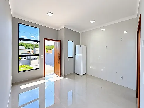 Casa Geminada à Venda com 2 Dormitórios (sendo uma Suíte), Forquilhas, São José/SC - Casa geminada em Forquilhas Leste, São José - Foto 2
