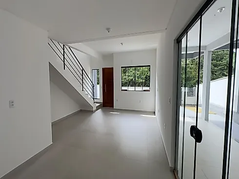 Sobrado à Venda com 3 Dormitórios (sendo 1 Suíte) Forquilhas - São José/SC - Sobrado em Forquilhas, São José - Foto 3