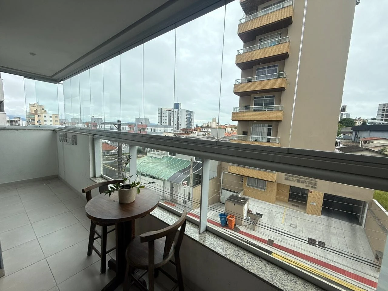 Apartamento em Praia Comprida, São José
