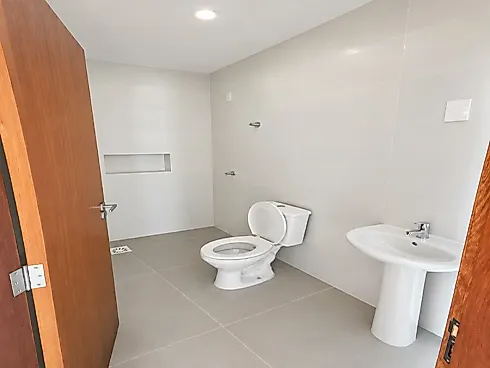 Thumbnail 23