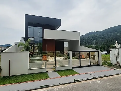 Casa 3 Quartos com 1 Suíte e 175m² - Vila Becker - Casa em Vila Becker, Santo Amaro da Imperatriz - Foto 2