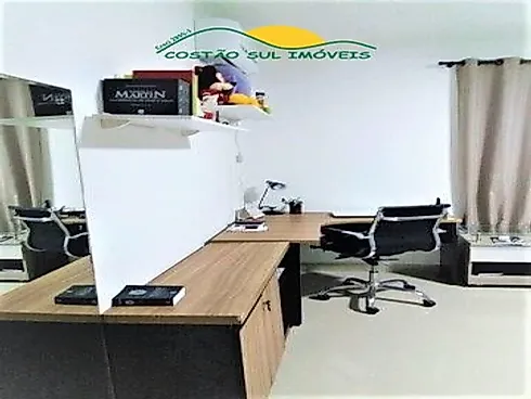 Casa com 10 Quartos, Escriturada, com Possibilidade para Pousada no Córrego Grande - Florianópolis/S - Foto 12