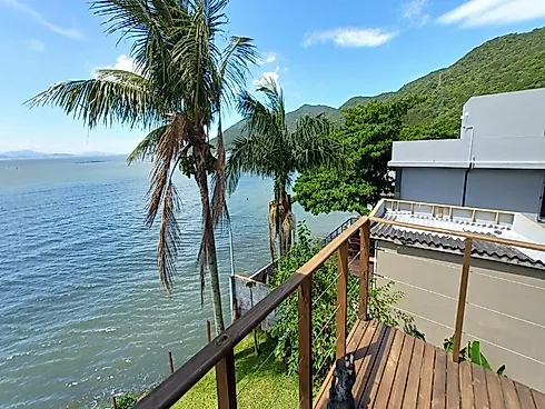 Casa com 3 Quartos (1 Suíte) e Quitinete, com Acesso ao Mar e Exuberante Vista Panorâmica no Ribeirã - Foto 15