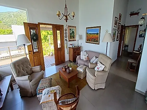 Casa com 3 Quartos (1 Suíte) e Quitinete, com Acesso ao Mar e Exuberante Vista Panorâmica no Ribeirã - Foto 23