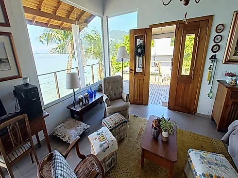 Casa com 3 Quartos (1 Suíte) e Quitinete, com Acesso ao Mar e Exuberante Vista Panorâmica no Ribeirã - Foto 24