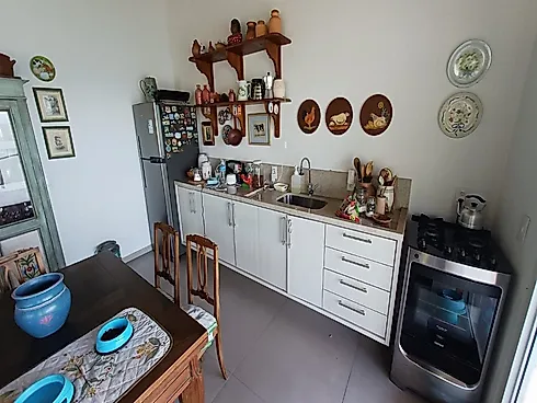 Casa com 3 Quartos (1 Suíte) e Quitinete, com Acesso ao Mar e Exuberante Vista Panorâmica no Ribeirã - Foto 25