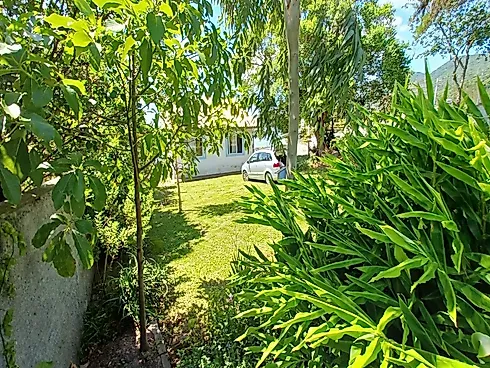 Casa com 3 Quartos (1 Suíte) e Quitinete, com Acesso ao Mar e Exuberante Vista Panorâmica no Ribeirã - Casa em Ribeirão da Ilha, Florianópolis - Foto 4