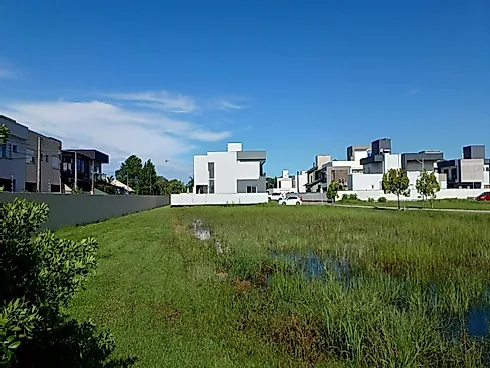 Terreno Plano de 394,41M², Plano, com Escritura Pública, no Condomínio Caminho do Engenho I - Campec - Terreno em Campeche, Florianópolis - Foto 3