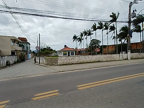 Casa de Alvenaria em Terreno de 3.652,09M² com Zoneamento Ams-3.5, na Rod. Baldicero Filomeno - Alto - Foto 28
