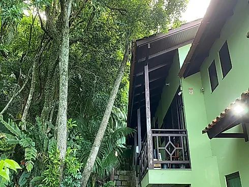 Linda Pousada Localizada em Meio a Mata Atlântica e a 130 Metros da Praia da Solidão - Pântano do Su - Foto 18