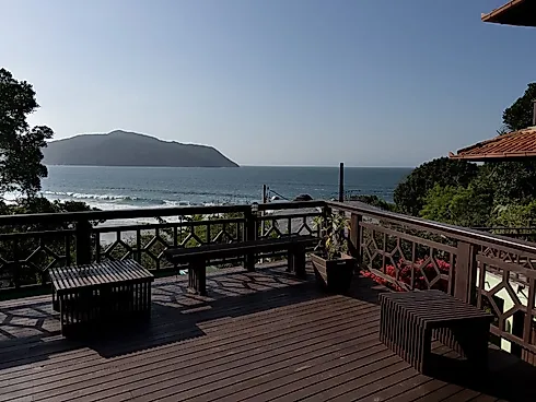 Linda Pousada Localizada em Meio a Mata Atlântica e a 130 Metros da Praia da Solidão - Pântano do Su - Foto 29