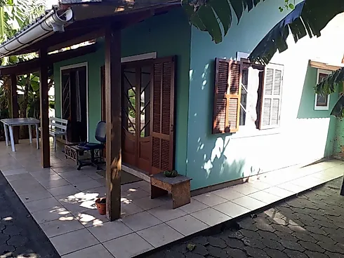 Casa Térrea de Alvenaria com 1 Quarto a 350 Metros da Praia do Morro das Pedras - Florianópolis/SC - Casa em Morro das Pedras, Florianópolis - Foto 4