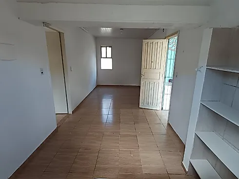 Casa de 2 Quartos Distante 215 Metros da Praia da Armação - Armação do Pântano do Sul - Florianópoli - Foto 11
